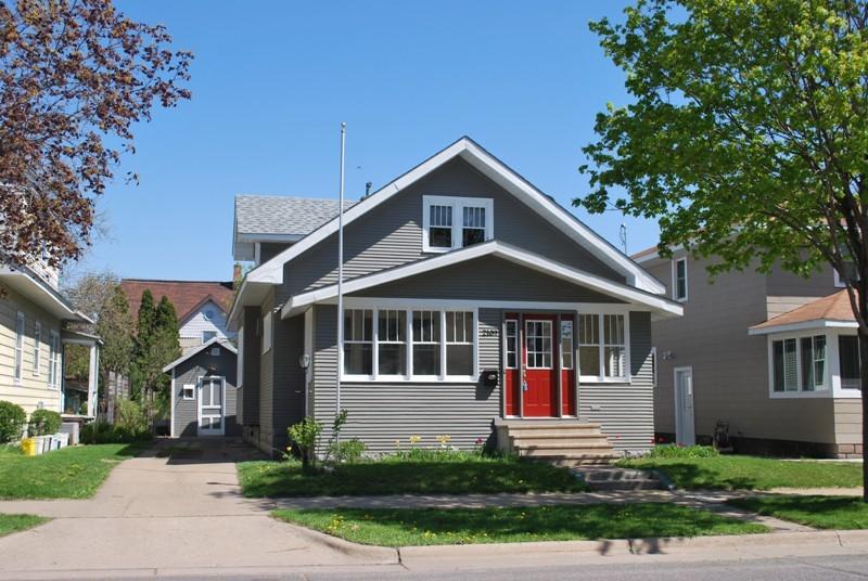 2109 Market St, La Crosse, WI 54601