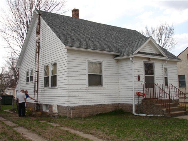 2550 S 15th St, La Crosse, WI 54601