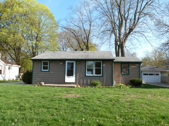 727 E Sherman Ave, Oconomowoc, WI 53066