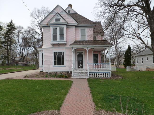 2093 Beulah Ave, East Troy, WI 53120