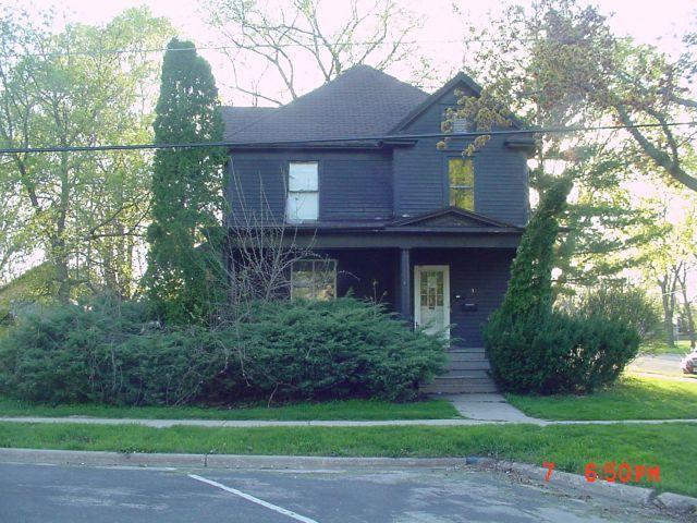 122 N Fourth St, Delavan, WI 53115