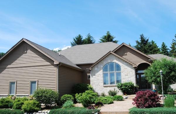 3200 Island Club #16, Mount Pleasant, WI 53405