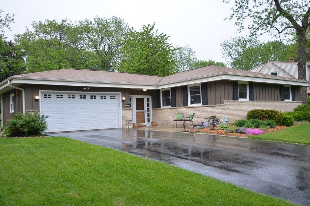 10216 W Denis Ave., Hales Corners, WI 53130
