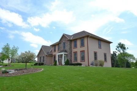 N72W23259 Braddock Pl, Sussex, WI 53089