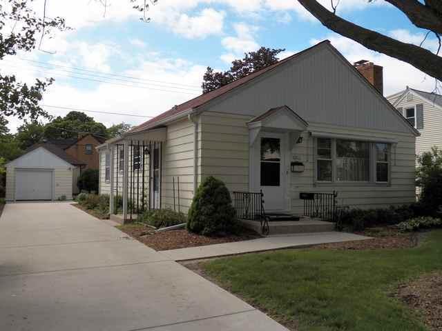2351 N 80th St., Wauwatosa, WI 53213