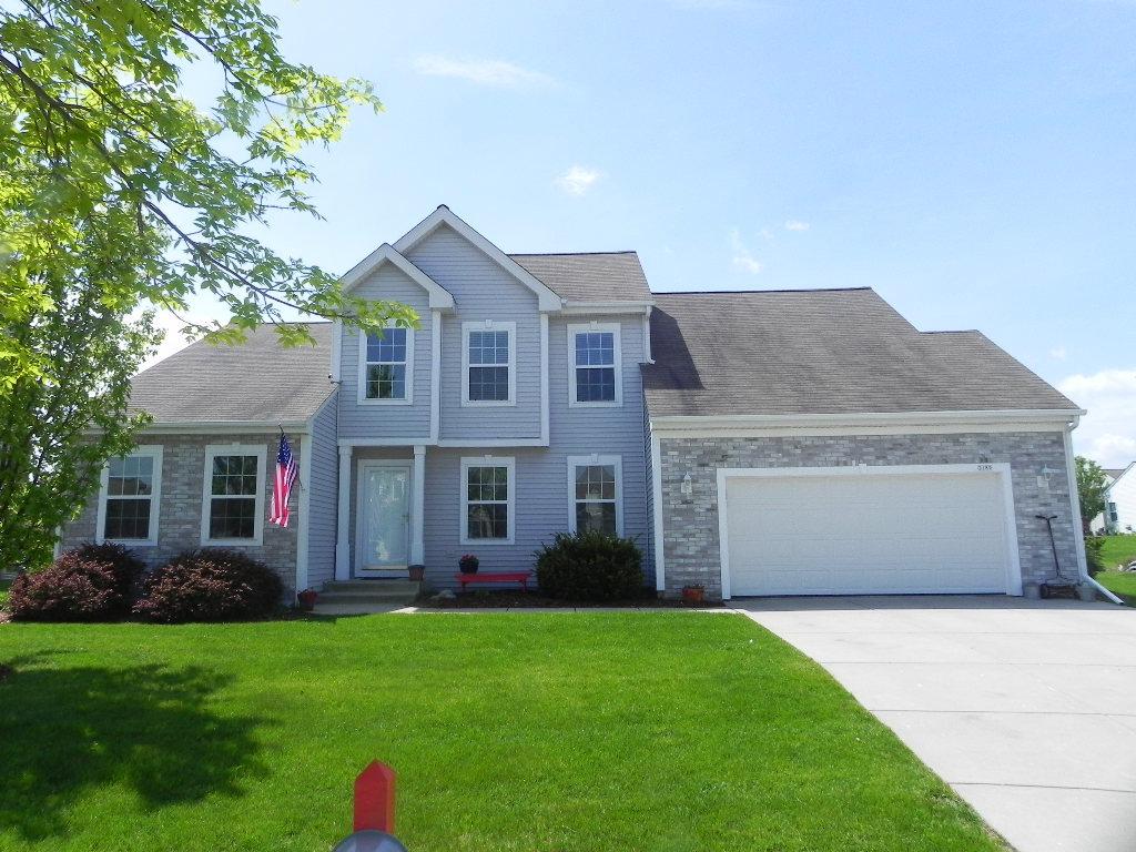 2189 Hunters Ln, Grafton, WI 53024