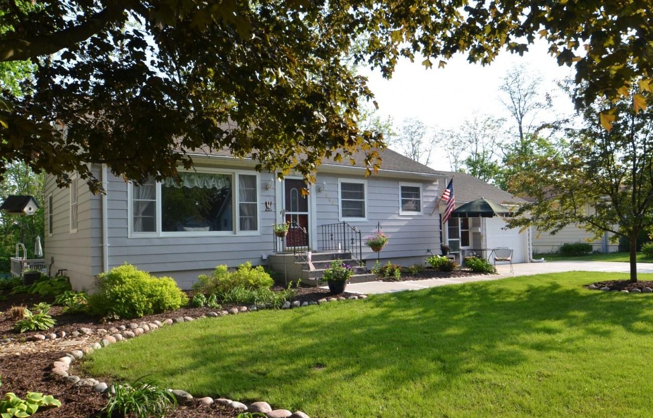 215 E Marshall St., Elkhorn, WI 53121