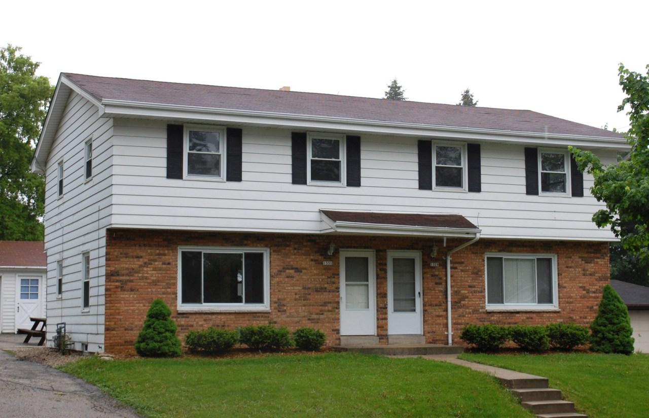 1329 Fleetfoot Dr. #1331, Waukesha, WI 53186