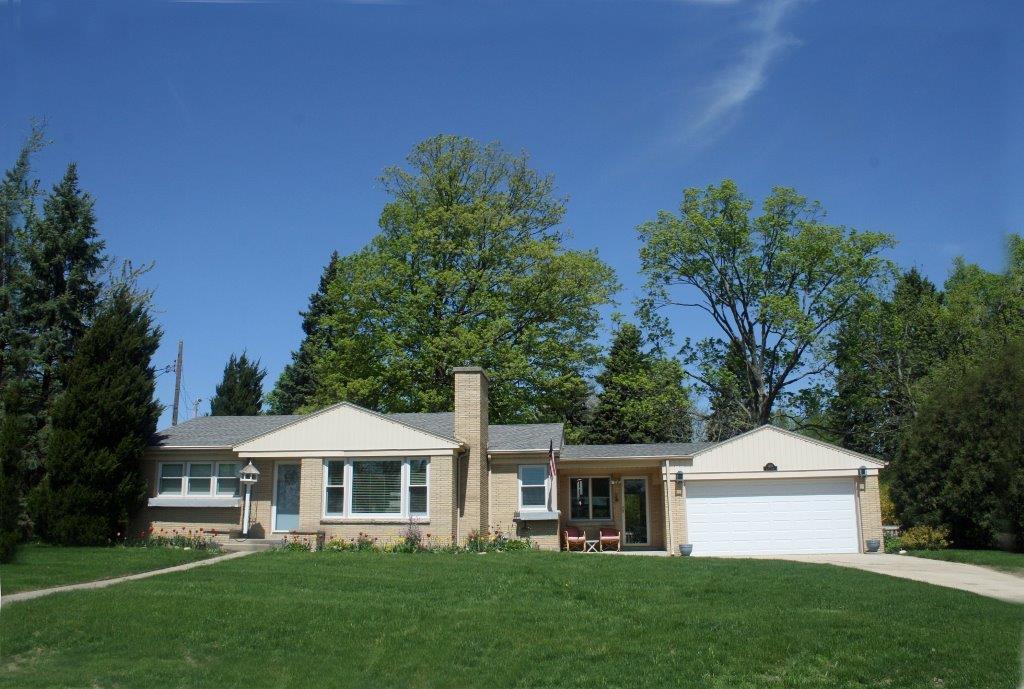 1605 Linda Ln., Lake Geneva, WI 53147