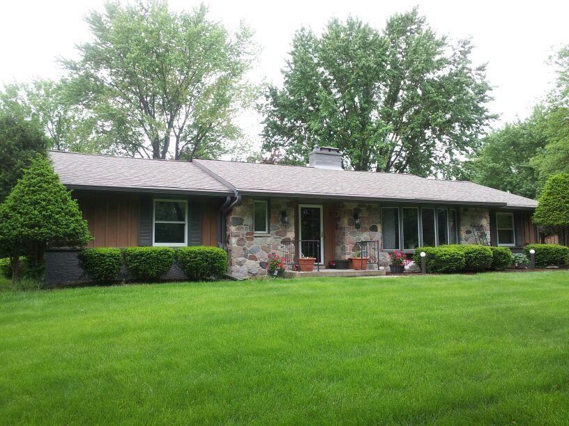 11433 N Tower Ln., Mequon, WI 53097