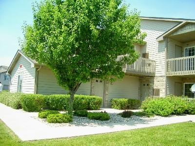 9930 74th St #C, Kenosha, WI 53142