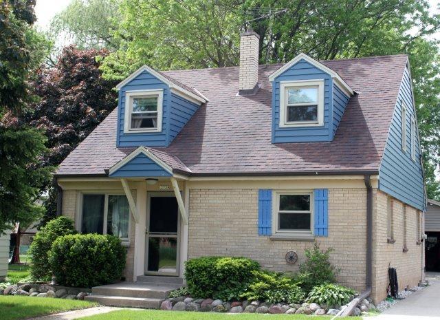 12729 W Derby Pl, Butler, WI 53007