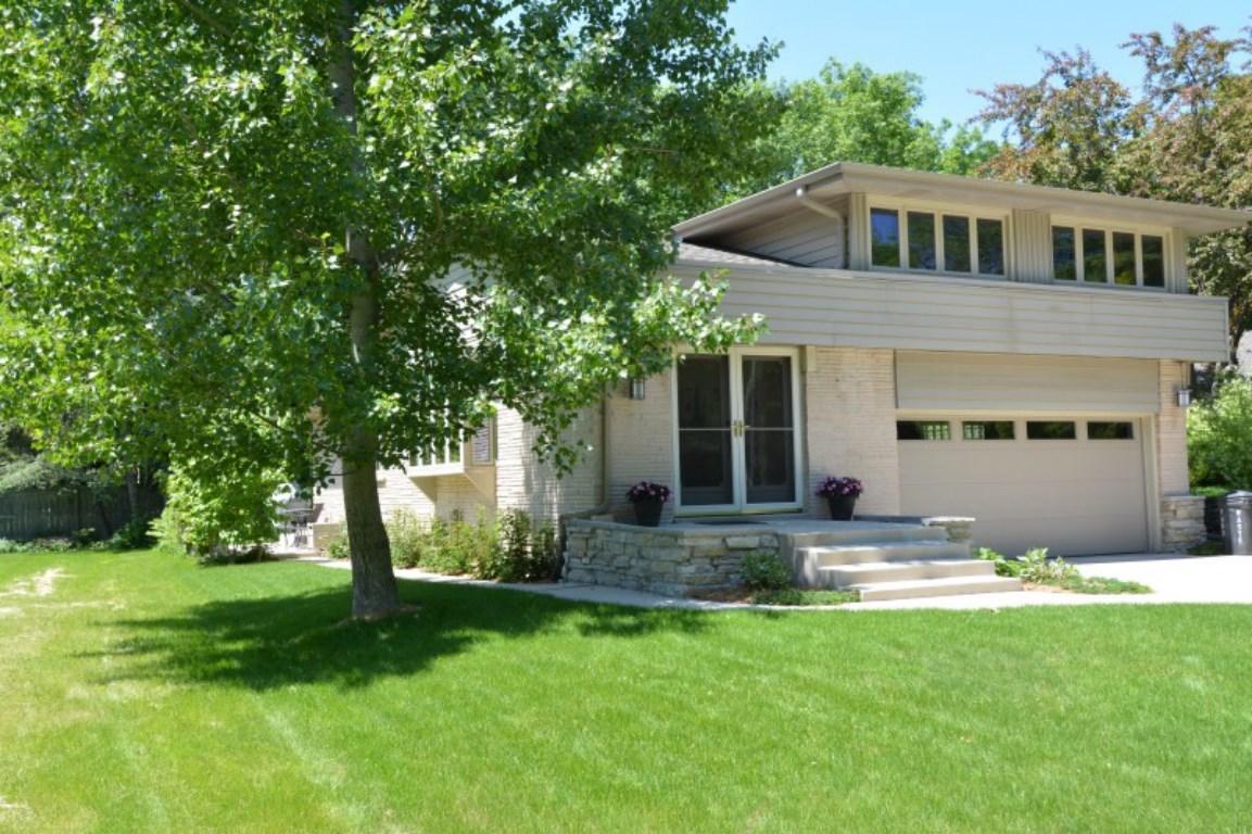 3321 N Menomonee River Pkwy., Wauwatosa, WI 53222