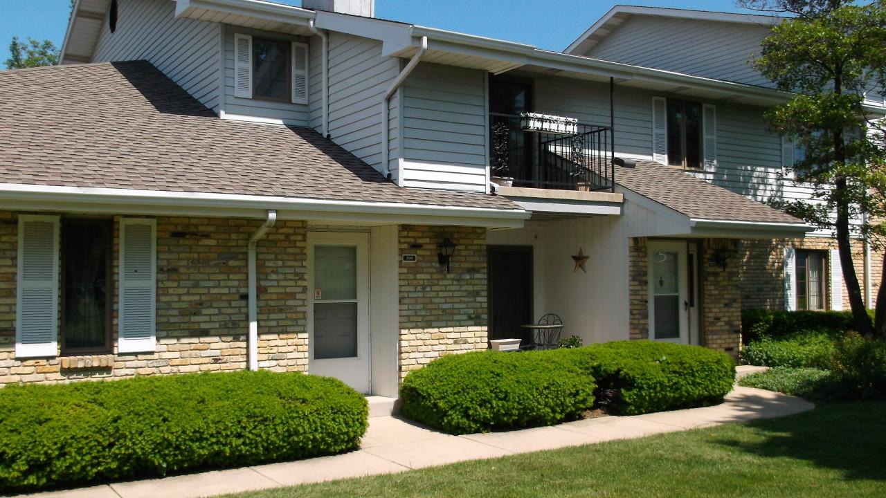 1451 Pheasant Run #204, Mount Pleasant, WI 53406