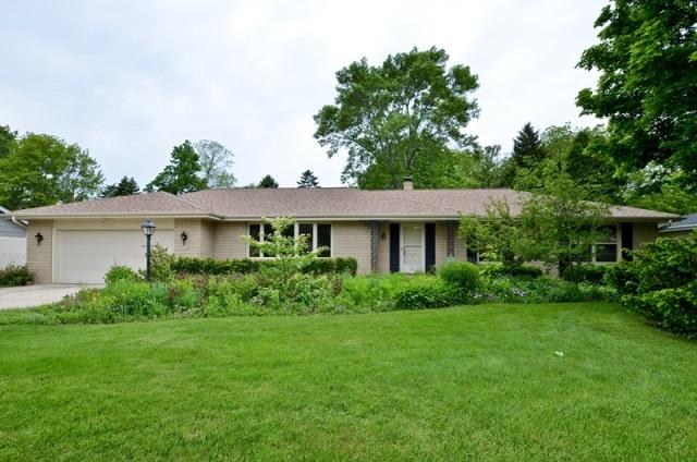 7415 N Braeburn Ln., Glendale, WI 53209