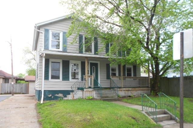 913 64th St, Kenosha, WI 53143