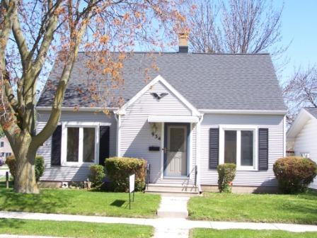 934 Pershing Ave, Sheboygan, WI 53083