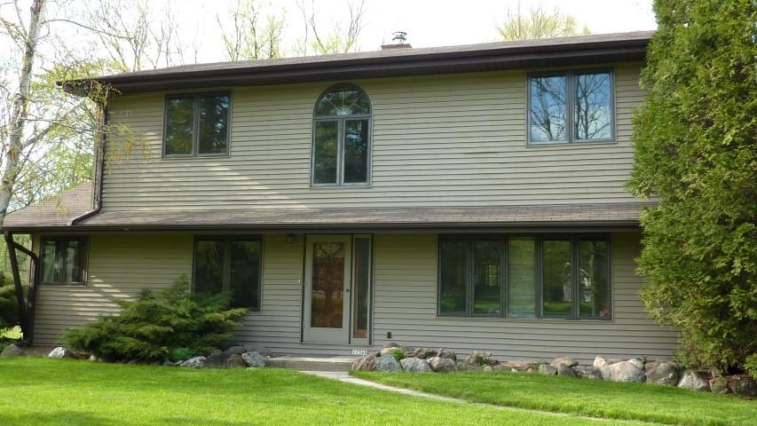 11368 Bridget Ln., Hales Corners, WI 53130