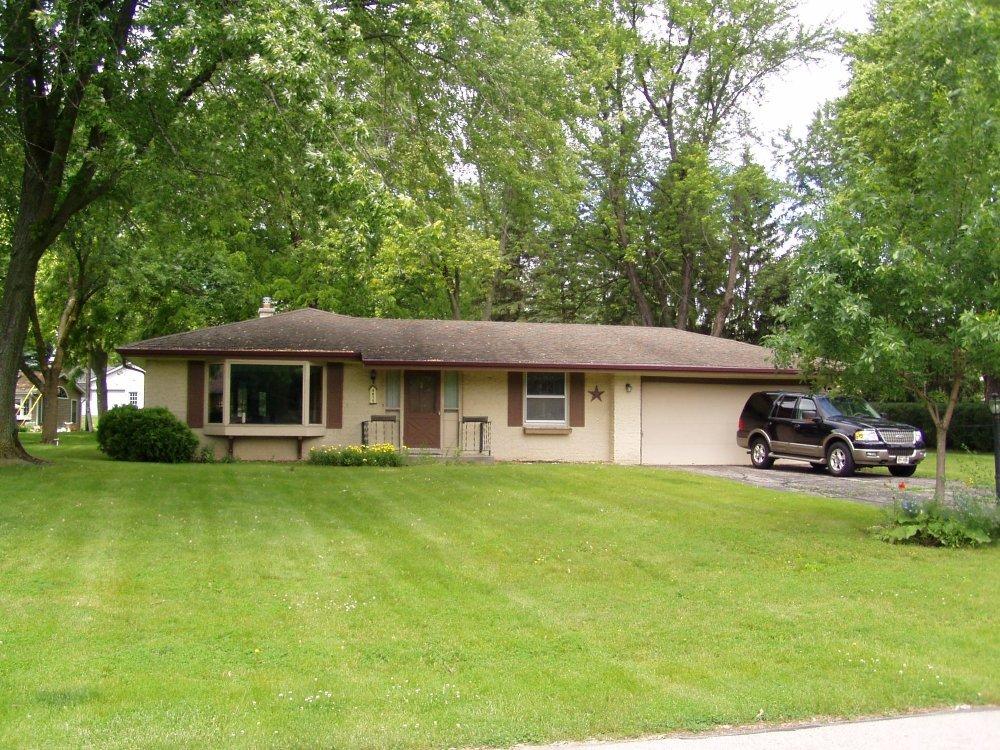 4615 N 186th St., Brookfield, WI 53045