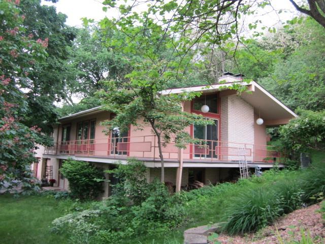 835 Cliffwood, La Crosse, WI 54601