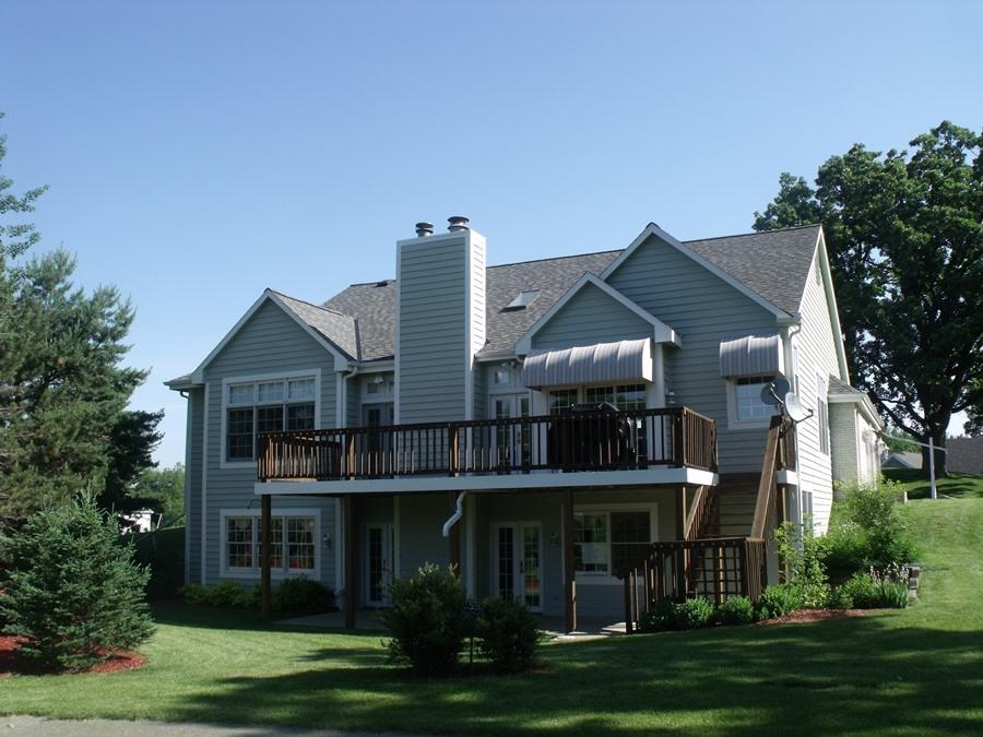 W4621 Pine Creek, Lafayette, WI 53121