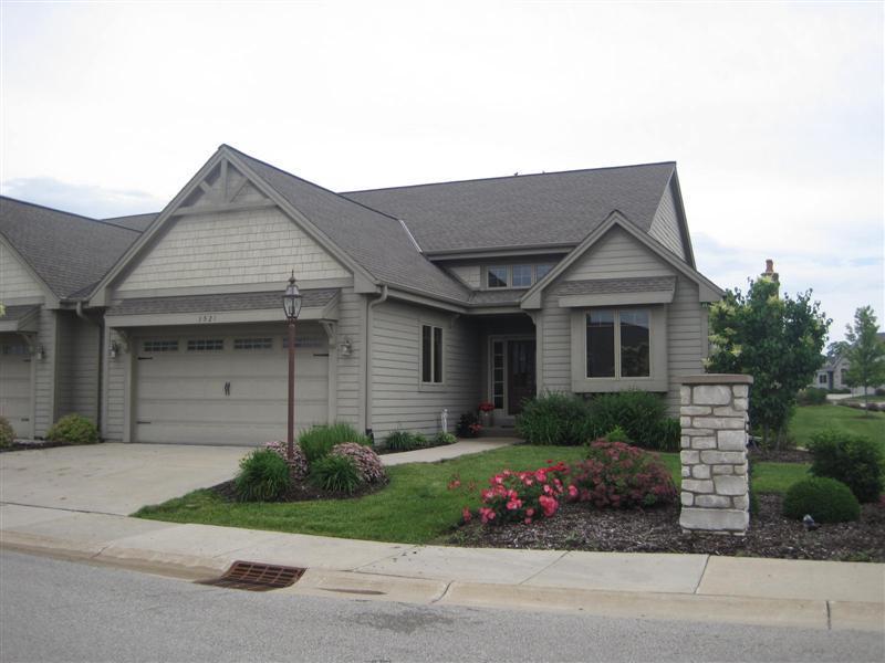 3521 Sequoia Cir, Waukesha, WI 53188