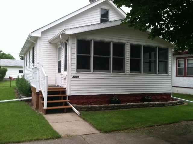 2201 Market, La Crosse, WI 54601