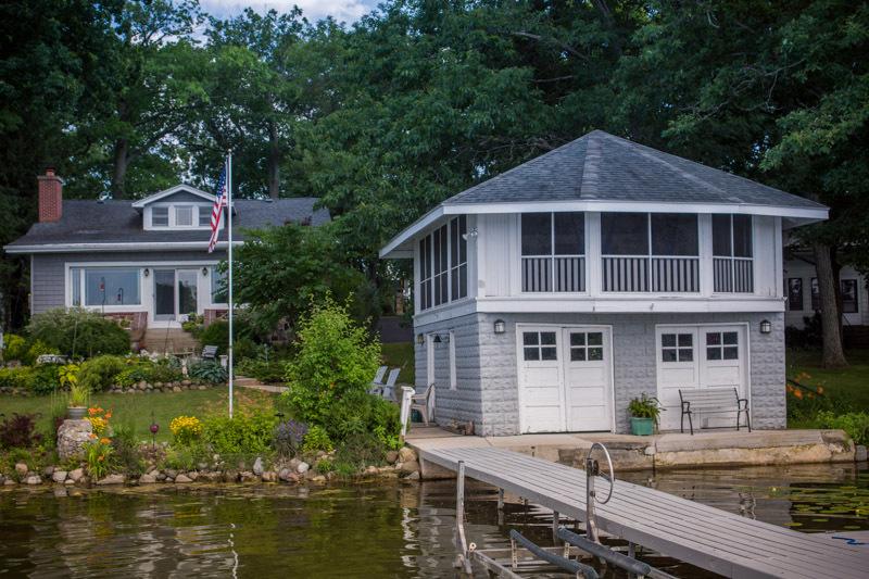 326 Indian Point, Twin Lakes, WI 53181