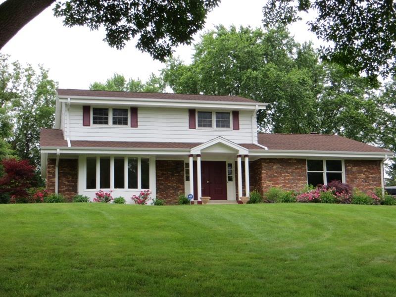 11341 N Meadowbrook Dr., Mequon, WI 53097