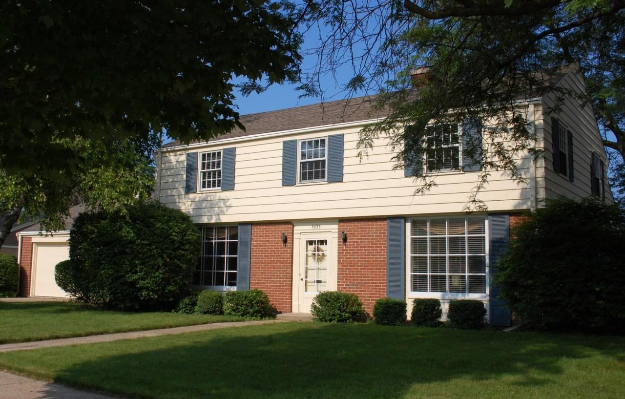 3035 N Main St, Racine, WI 53402