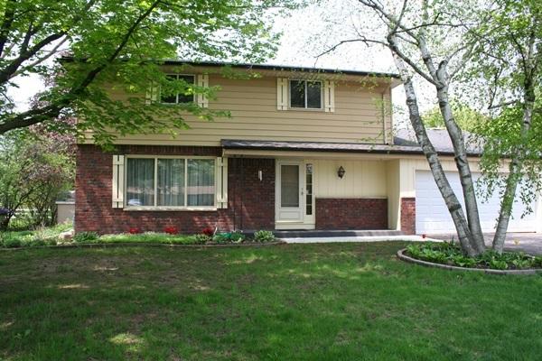 606 Glendon Way, Waukesha, WI 53188