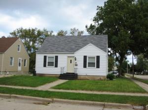 2725 25th Ave, Kenosha, WI 53140