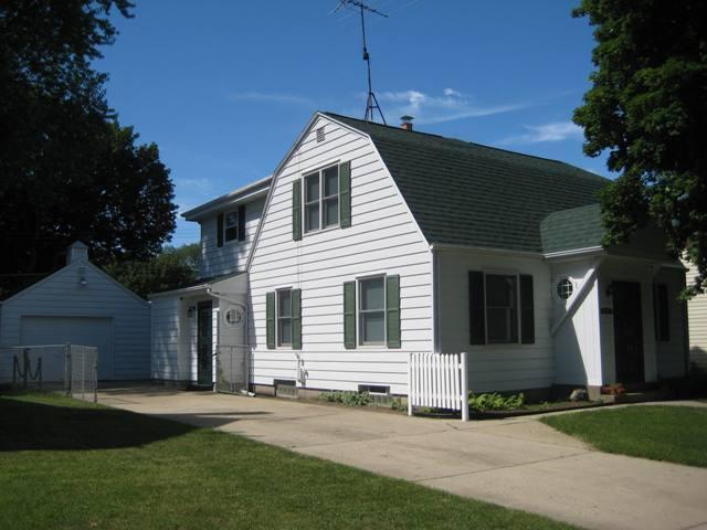 223 Coolidge Ave., Waukesha, WI 53186