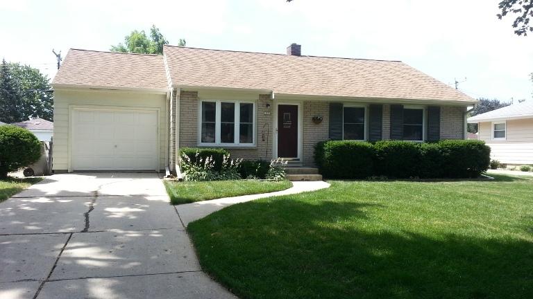 3233 W Birchwood Ave., Milwaukee, WI 53221