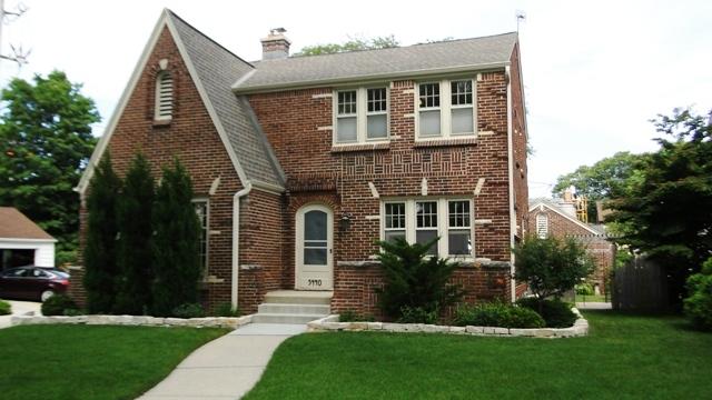 5440 N Santa Monica Blvd, Whitefish Bay, WI 53217