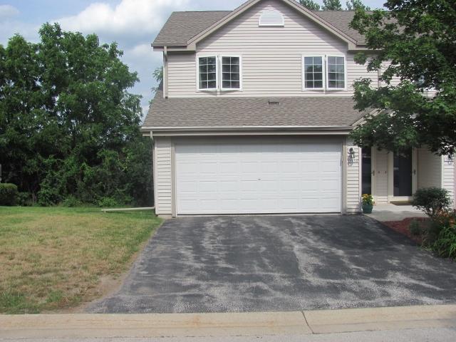 1905 Mallard Pointe Cir. #A, Waukesha, WI 53189