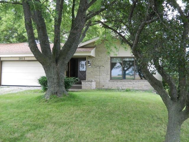 3015 Green Bay Rd, Somers, WI 53144