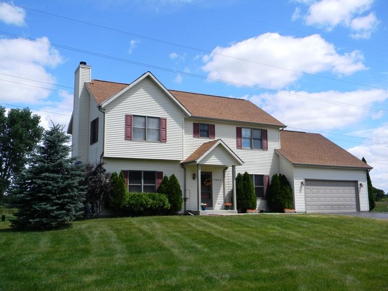 N77W27820 Garnet Ct, Lisbon, WI 53029