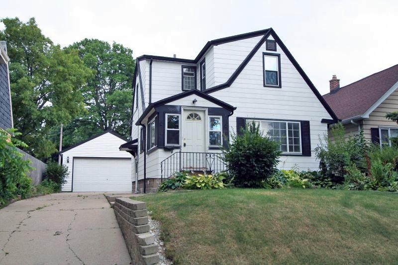 9843 W Harrison Ave, West Allis, WI 53227