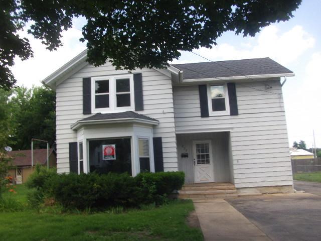 272 W Chestnut, Burlington, WI 53105