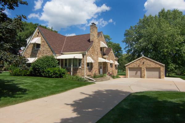 519 Newman Rd., Mount Pleasant, WI 53406