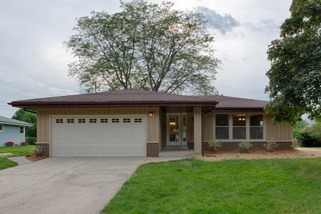 5314 Radcliff Dr., Greendale, WI 53129