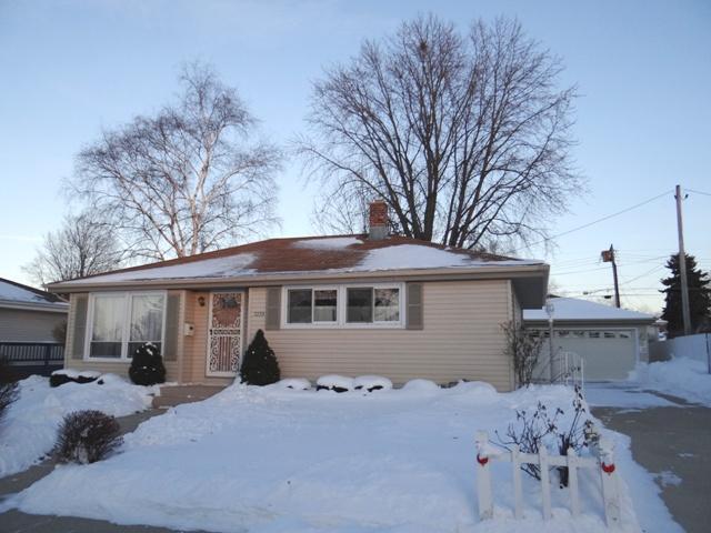 3239 Hamlin Ave, Racine, WI 53403