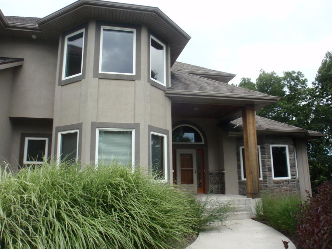 N48W25276 Aberdeen Dr, Lisbon, WI 53072