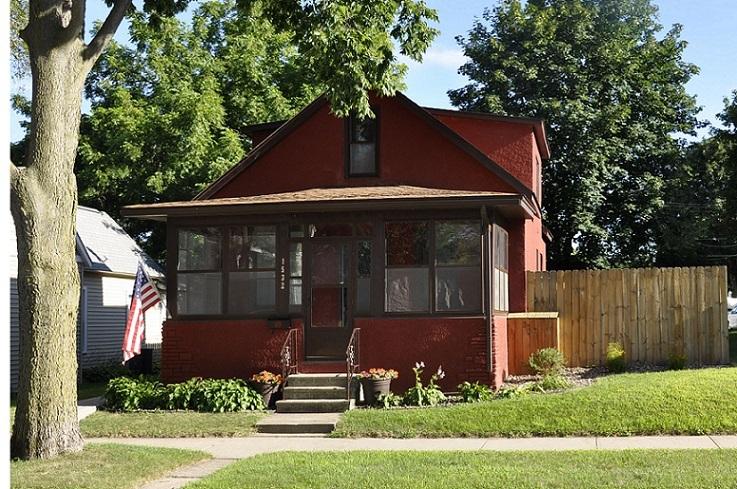 1532 Barlow St, La Crosse, WI 54601