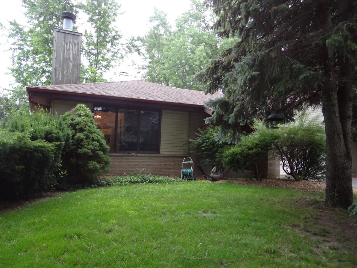 1715 Stoddard Cir., Mount Pleasant, WI 53406