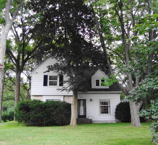 3740 Fiebrantz Dr. #DR, Brookfield, WI 53005