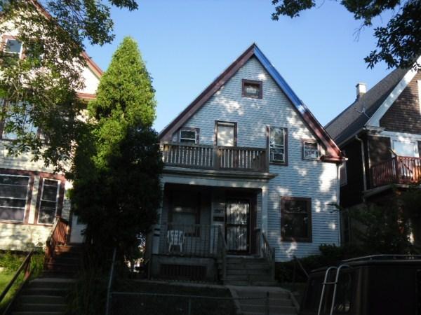 1947 N 37th St, Milwaukee, WI 53208