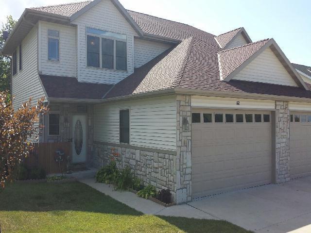 225 Nordic Ln, Slinger, WI 53086