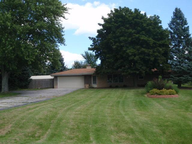 W305S7734 Applewood Ln., Mukwonago, WI 53149